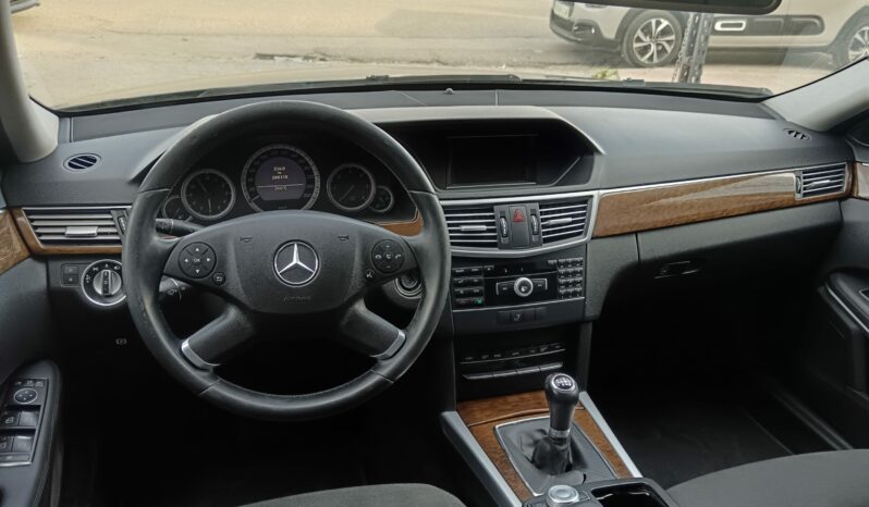 Mercedes clase E Confort 220d 170cv. lleno