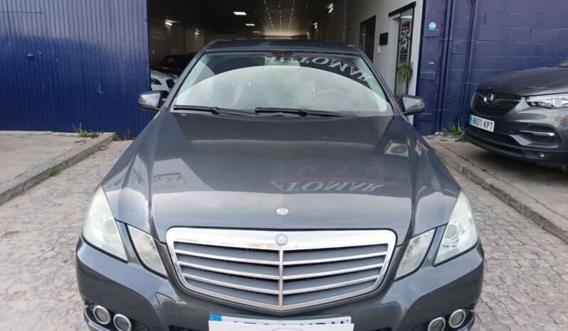 Mercedes clase E Confort 220d 170cv. lleno