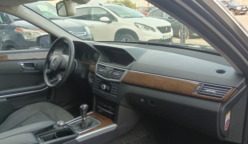 Mercedes clase E Confort 220d 170cv. lleno
