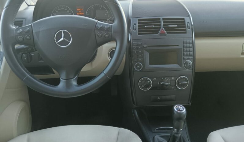 Mercedes Clase A160 Elegance 95cv lleno