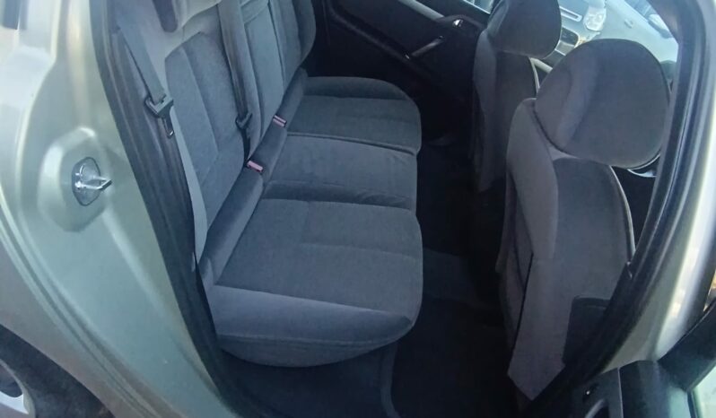 Peugeot 407 ST Comfort 136cv. lleno