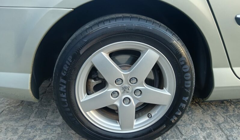 Peugeot 407 ST Comfort 136cv. lleno