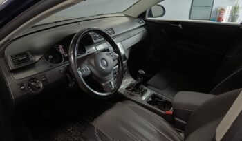 VOLKSWAGEN PASSAT lleno
