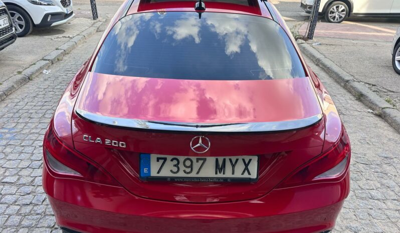 MERCEDES CLA 200 AMG LINE 7G lleno