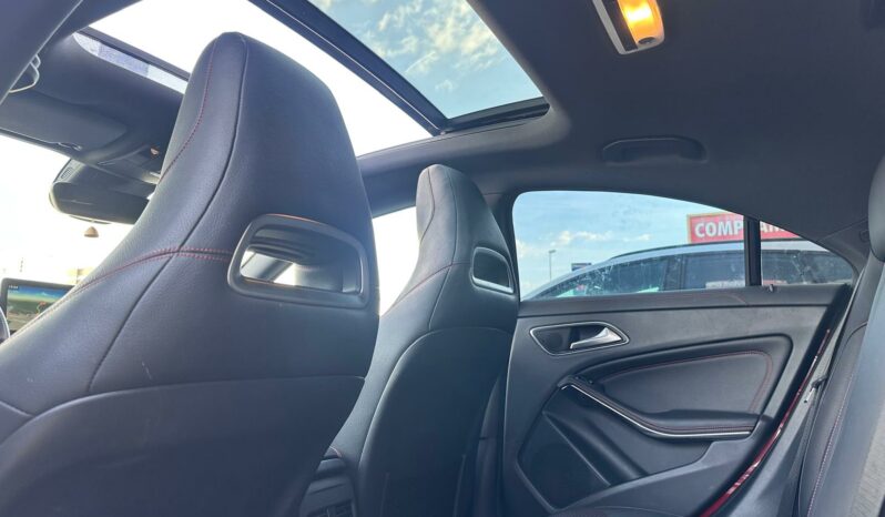 MERCEDES CLA 200 AMG LINE 7G lleno