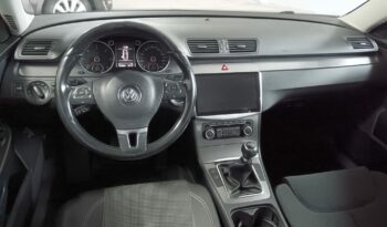 VOLKSWAGEN PASSAT lleno