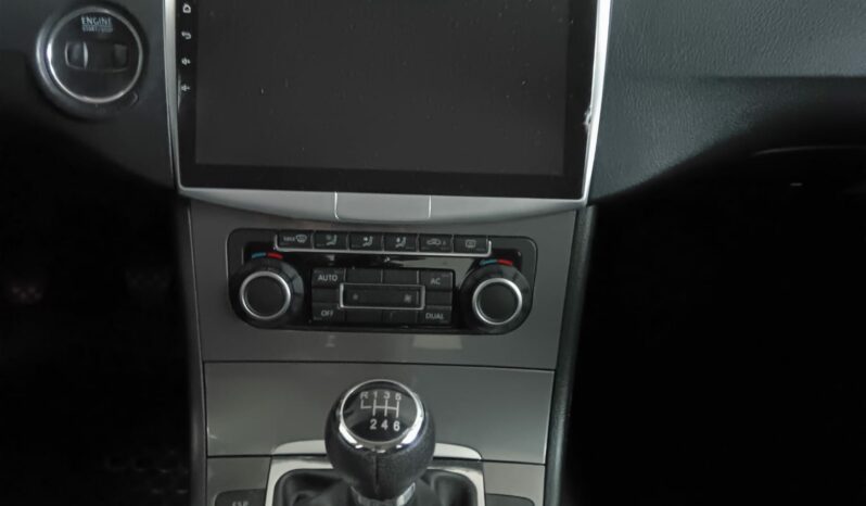 VOLKSWAGEN PASSAT lleno