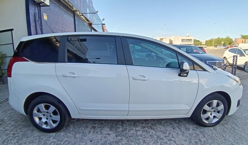 PEUGEOT 5008 7 PL lleno