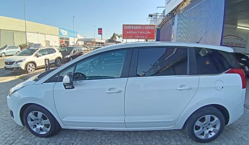 PEUGEOT 5008 7 PL lleno