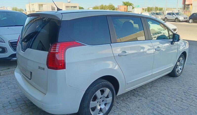 PEUGEOT 5008 7 PL lleno