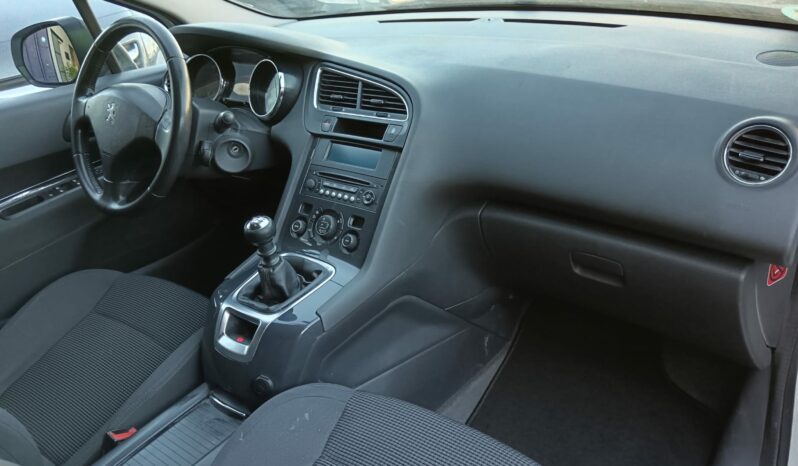 PEUGEOT 5008 7 PL lleno