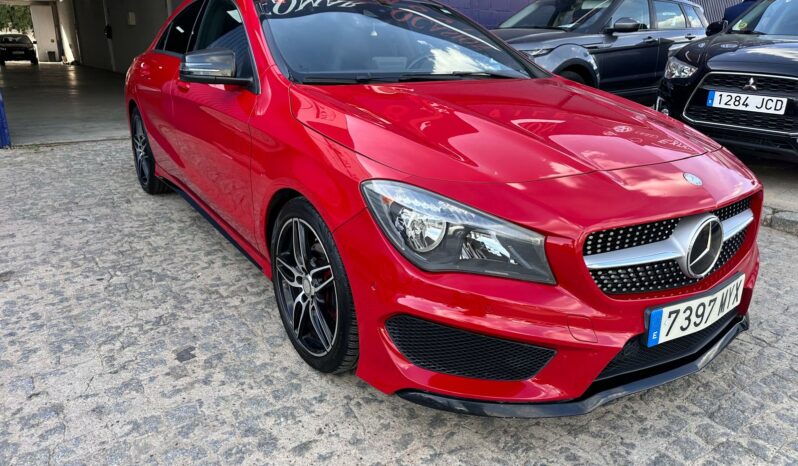 MERCEDES CLA 200 AMG LINE 7G lleno