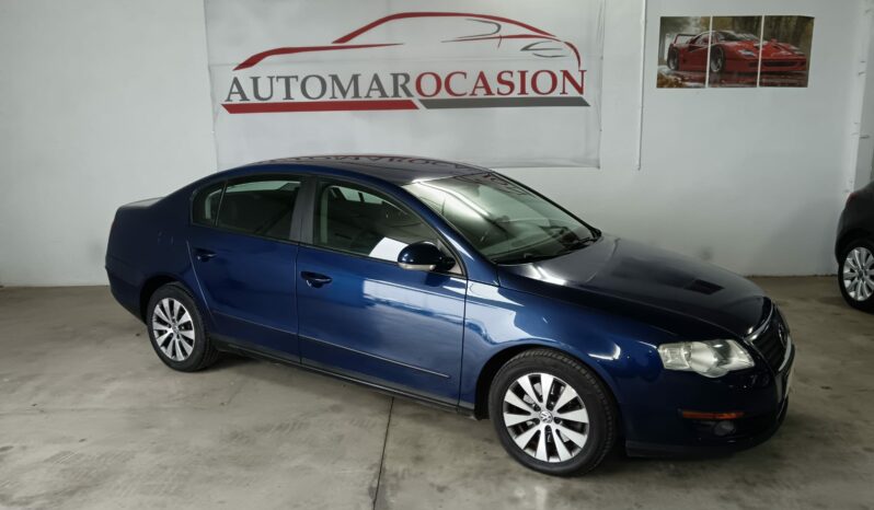 VOLKSWAGEN PASSAT lleno