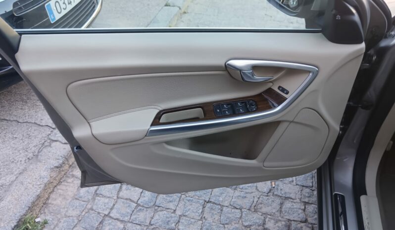 VOLVO V60 D3 lleno