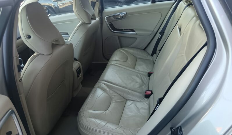 VOLVO V60 D3 lleno