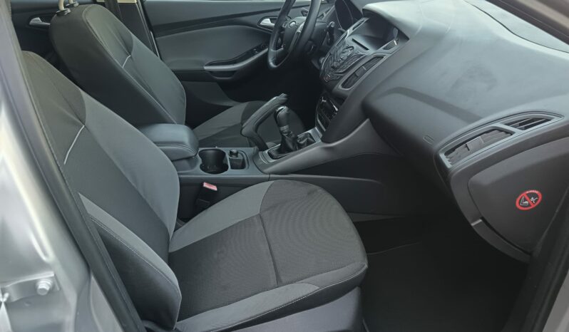 FORD FOCUS TREND lleno
