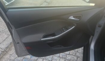 FORD FOCUS TREND lleno