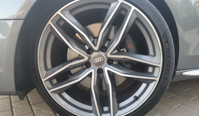 AUDI S4 lleno