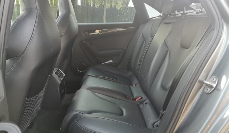 AUDI S4 lleno