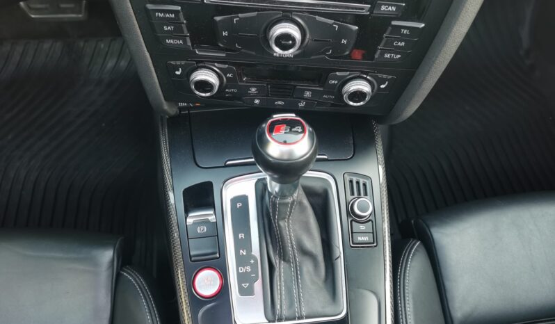 AUDI S4 lleno