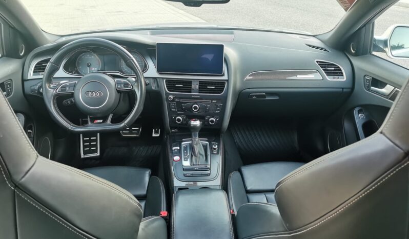 AUDI S4 lleno