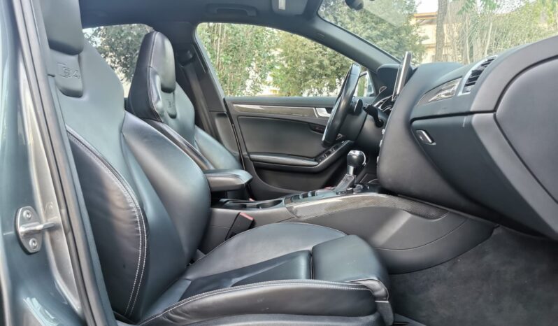 AUDI S4 lleno