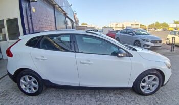 VOLVO V40 D2 CROSS COUNTRY lleno