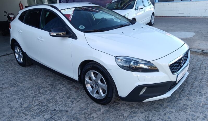 VOLVO V40 D2 CROSS COUNTRY lleno