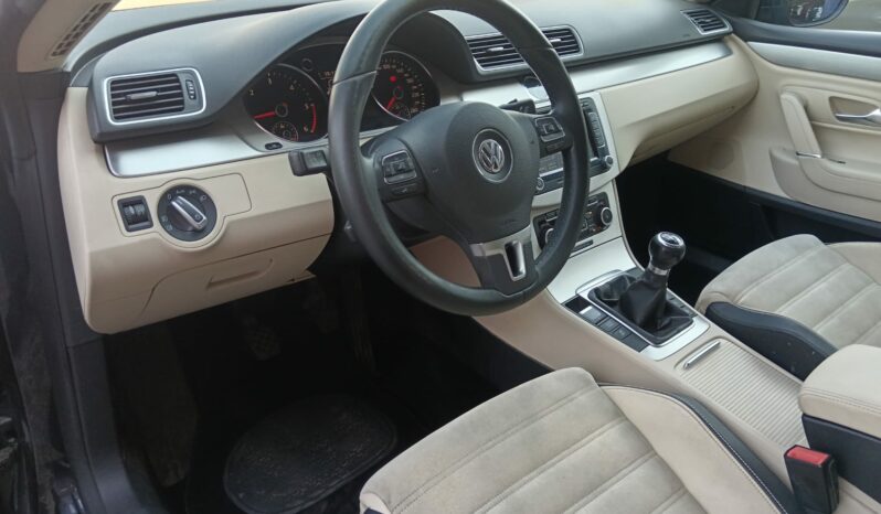 VOLKSWAGEN PASSAT CC lleno