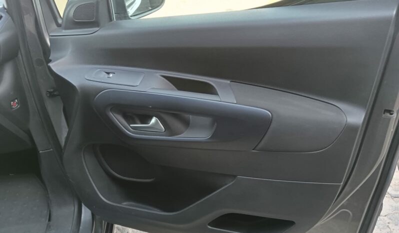 Peugeot Rifter Allure lleno