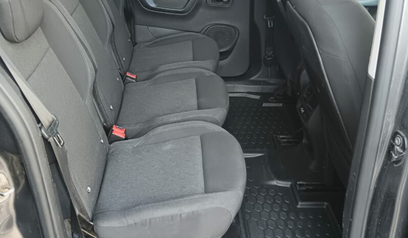 Peugeot Rifter Allure lleno