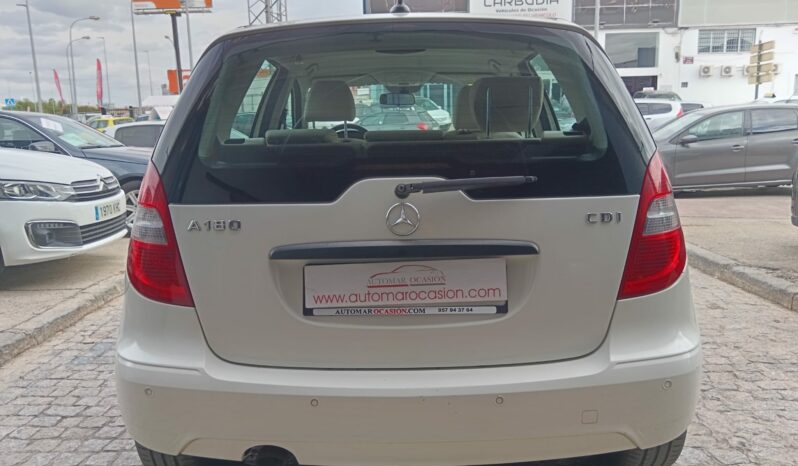 Mercedes A180 Avantgarde Automatico 5p lleno