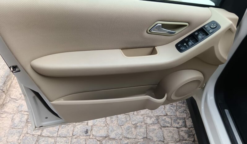 Mercedes A180 Avantgarde Automatico 5p lleno