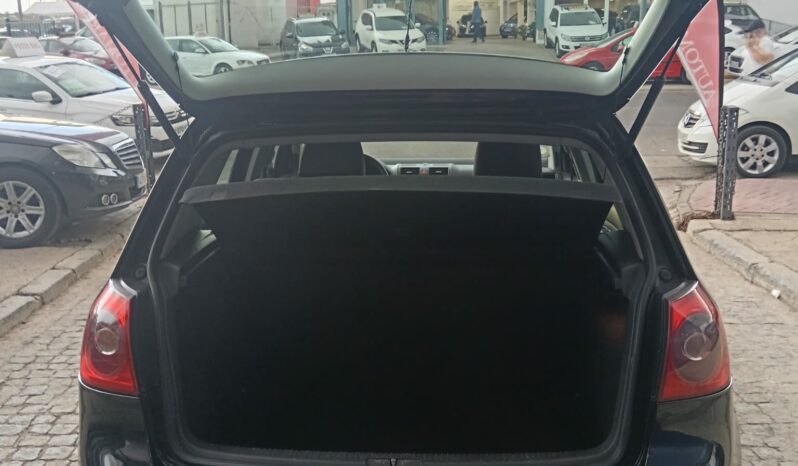 Volkswagen Golf V Highline 5p lleno