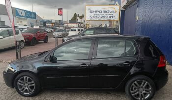 Volkswagen Golf V Highline 5p lleno